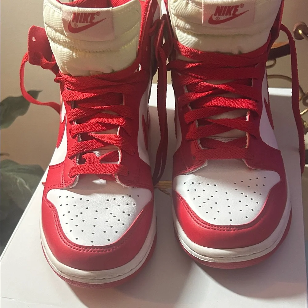 Nike Women's Bold Red and White Sneakers - Picture 6 of 6